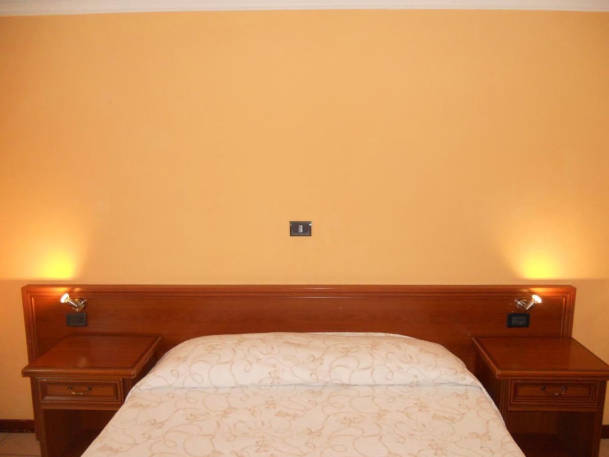Hotel Salus Монтекатини-Терме Экстерьер фото