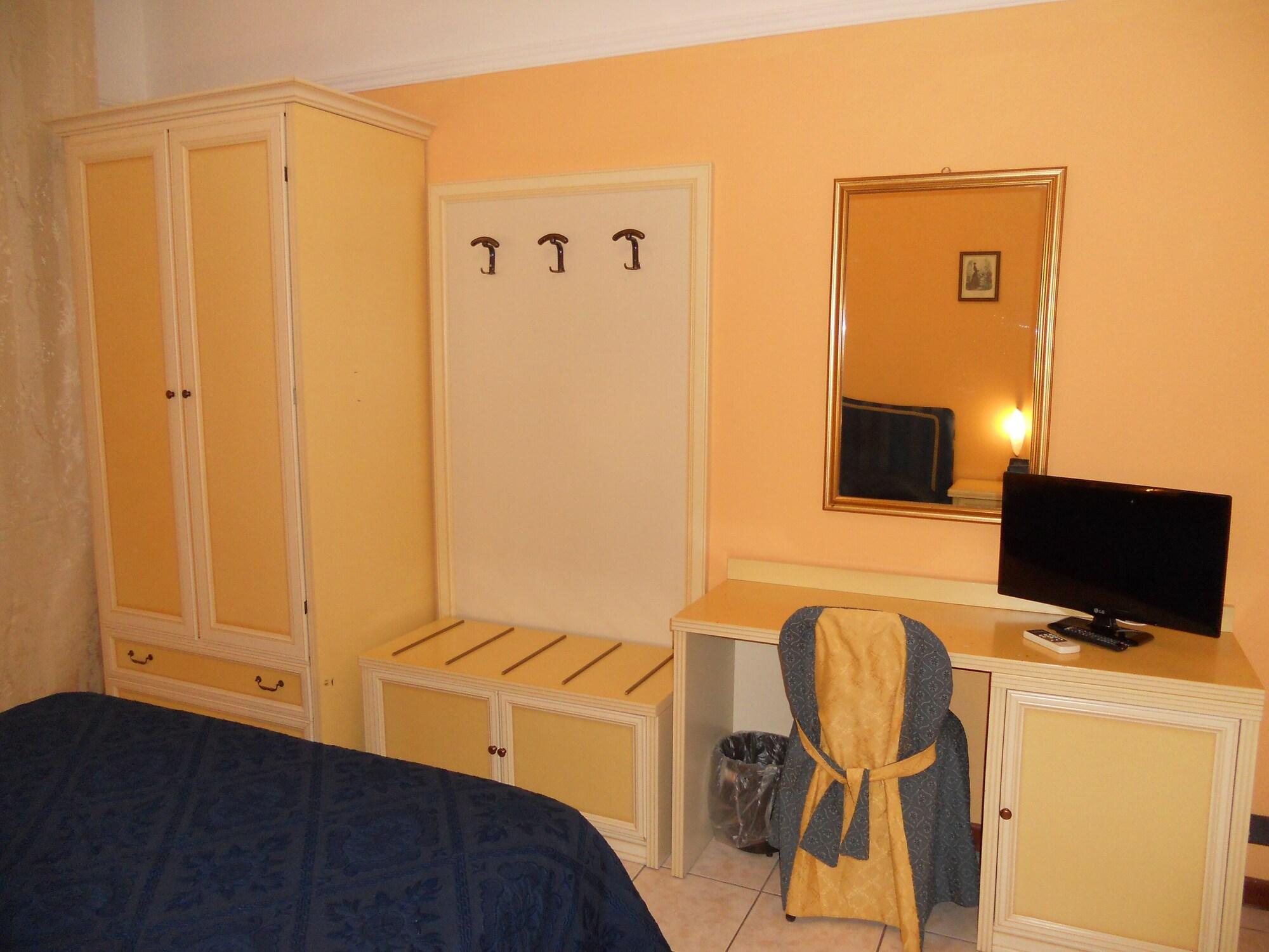 Hotel Salus Монтекатини-Терме Экстерьер фото